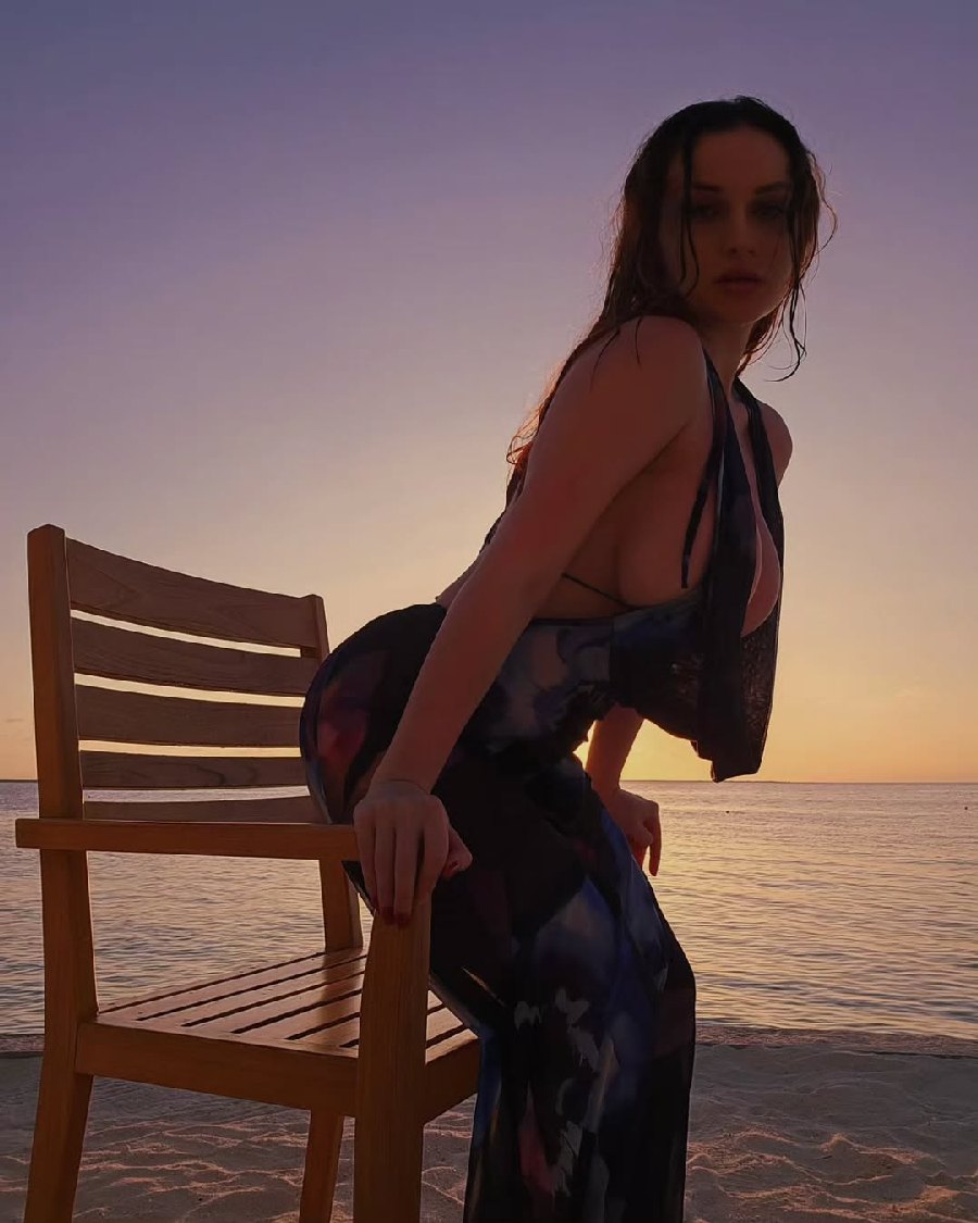 Sexy girl Miranda Faith nude in Sharjah