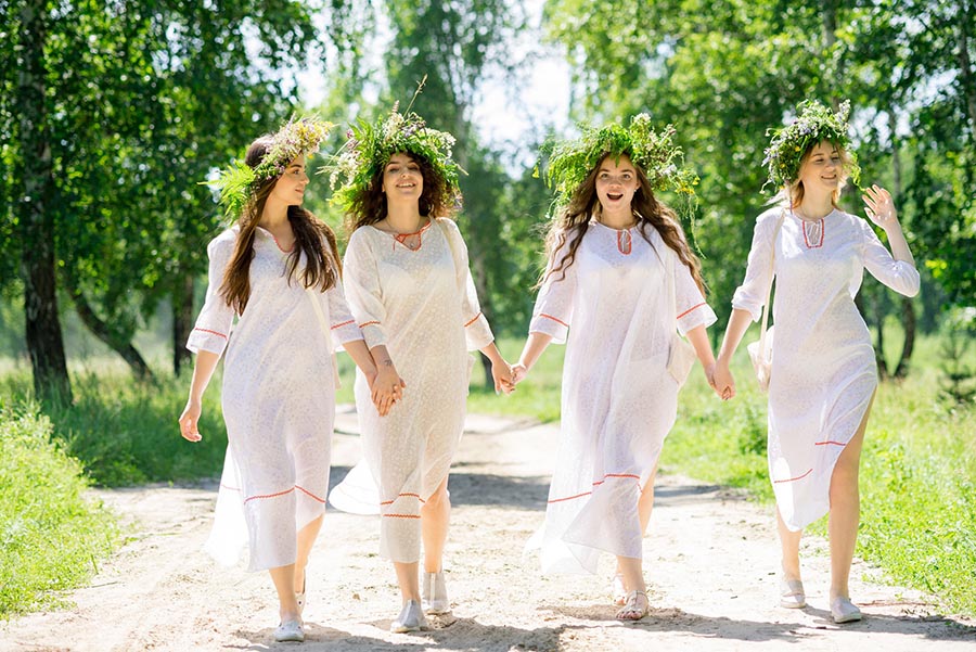 Slavic girls in Sharjah