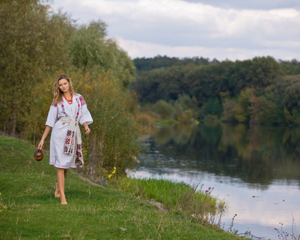 Nude girl Slavic women in Sharjah