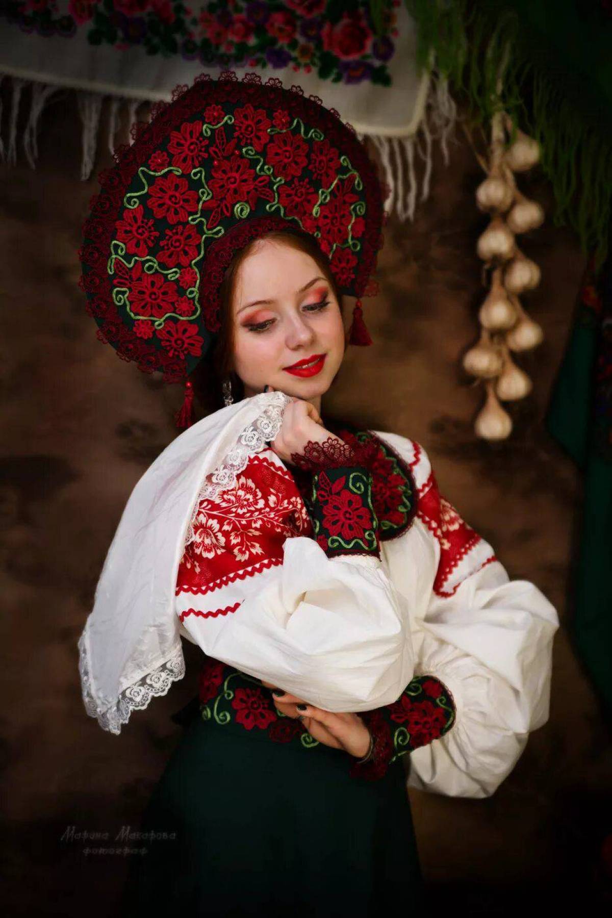 Women in Slavic costumes underwear in Sharjah